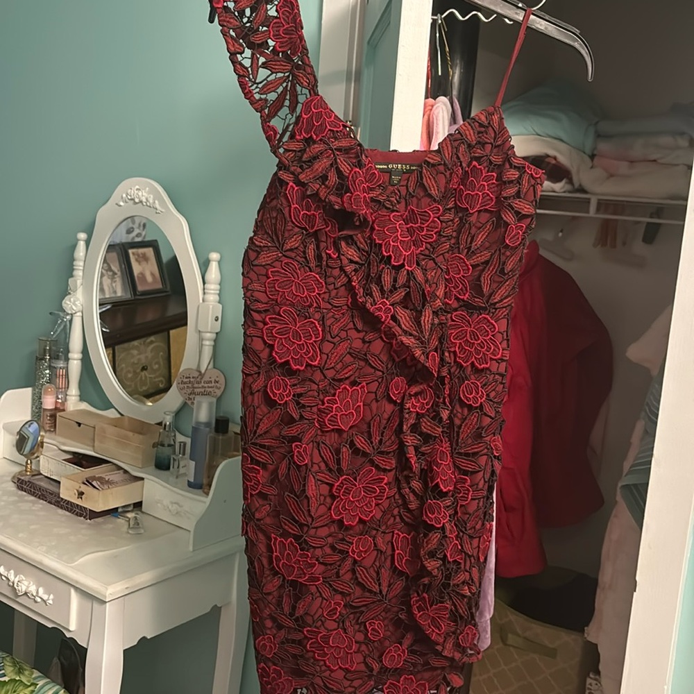 Guess one shoulder lace dress